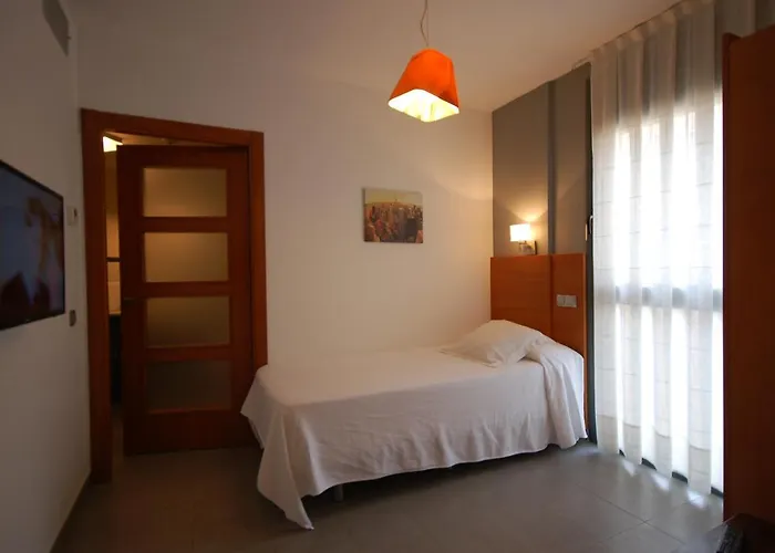 Sitges Apartment מלון דירות סיטגס