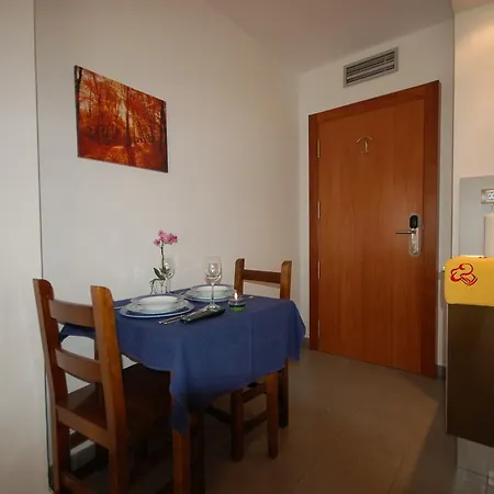 Aparthotel Free Parking 1000 Meters