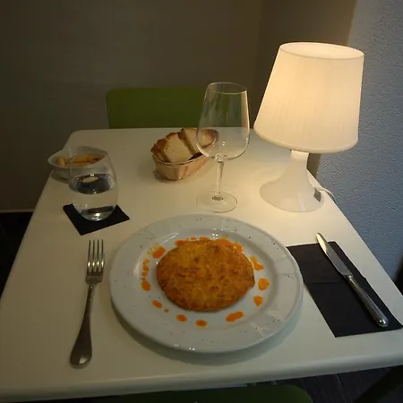 Aparthotel Free Parking 1000 Meters Sitges